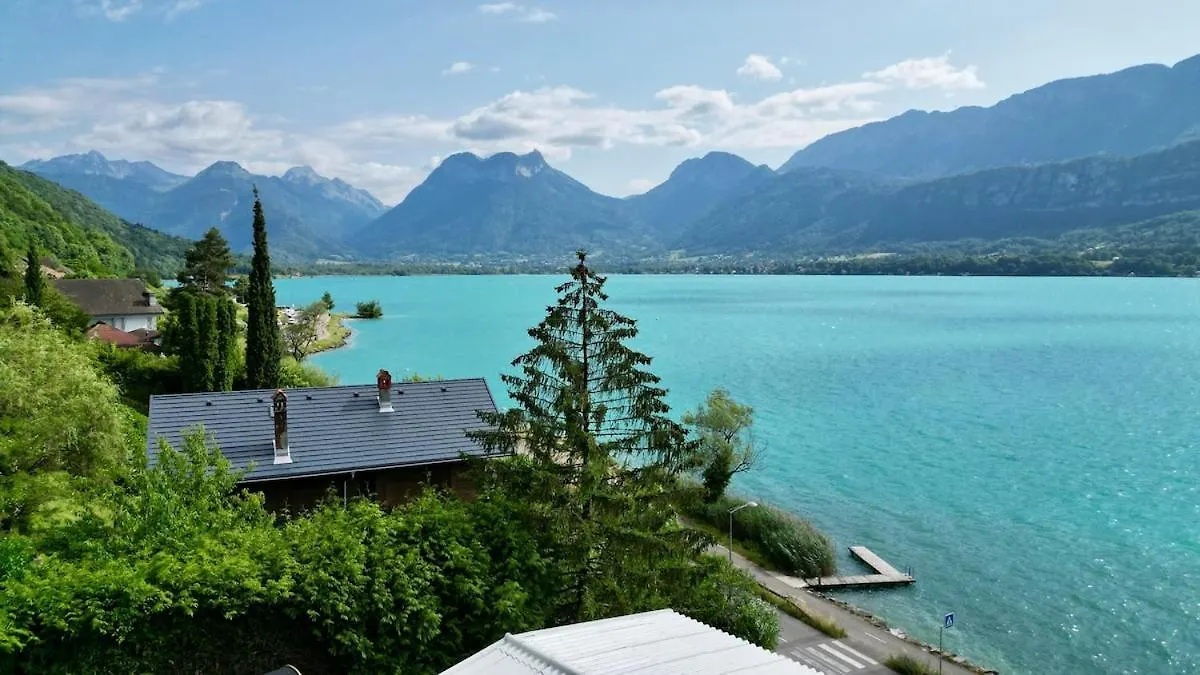 La Maison Du Lac Sleeps 10 And Has Air Conditioning Talloires