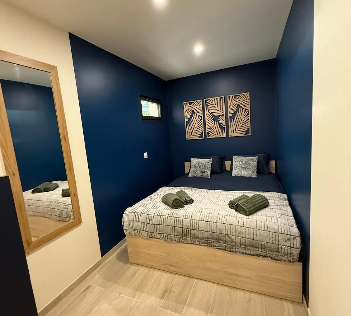 La Maison Du Lac Sleeps 10 And Has Air Conditioning Talloires